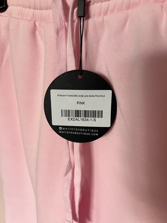White Fox - Light Pink Wide-Leg Sweatpants - Picture 5 of 6